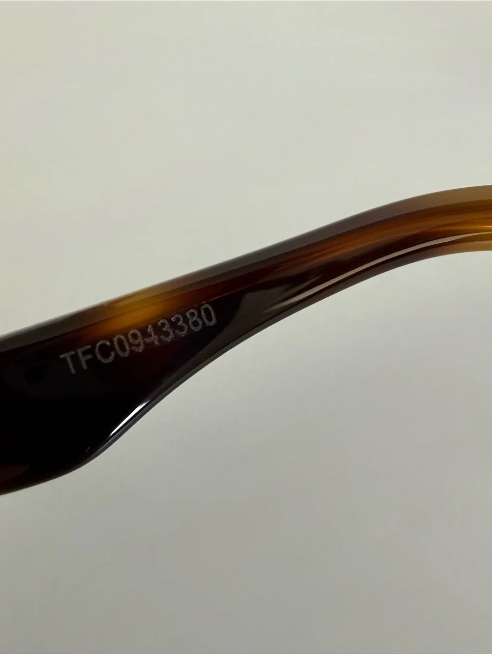NEW!!! Fendi oversized women sunglasses FE40139F 53A Authentic